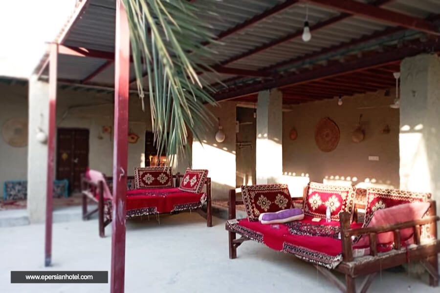 اقامتگاه بومگردی کاکا قشم نما